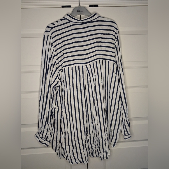 NWT Ellos Size 24 Navy Stripe Tunic Blouse 7 Button Front -Extra button included - Picture 2 of 11